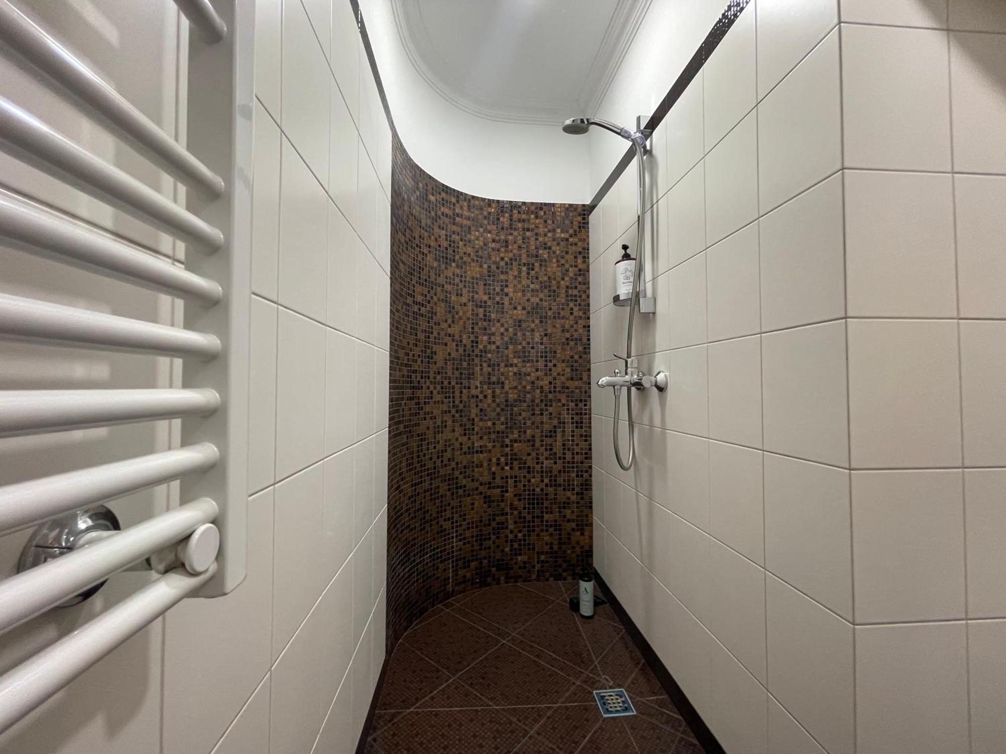 Appartement 75m2 Stylish Comfort Cafe Next Door In Quiet