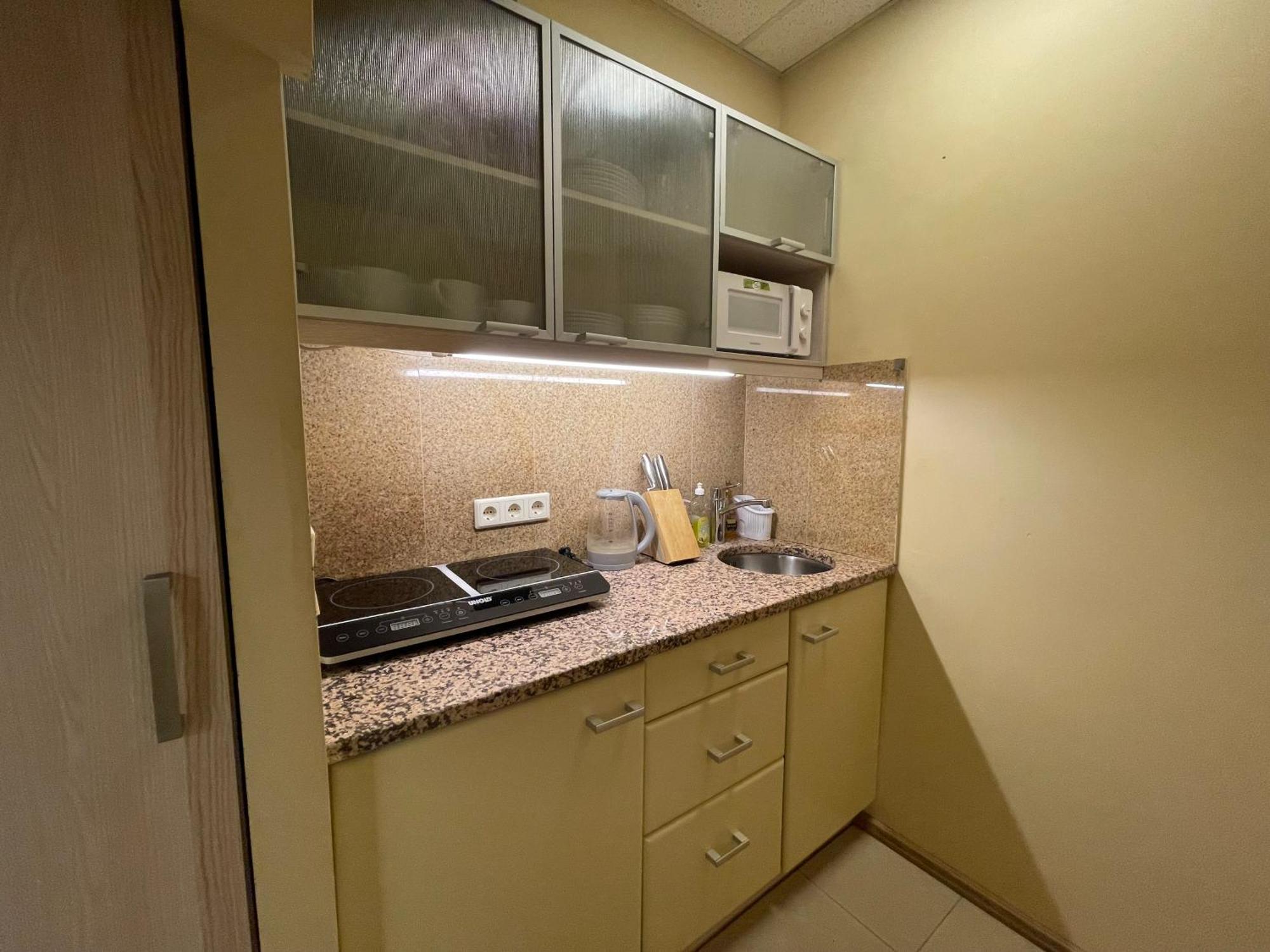 75m2 Stylish Comfort Cafe Next Door In Quiet * Riga