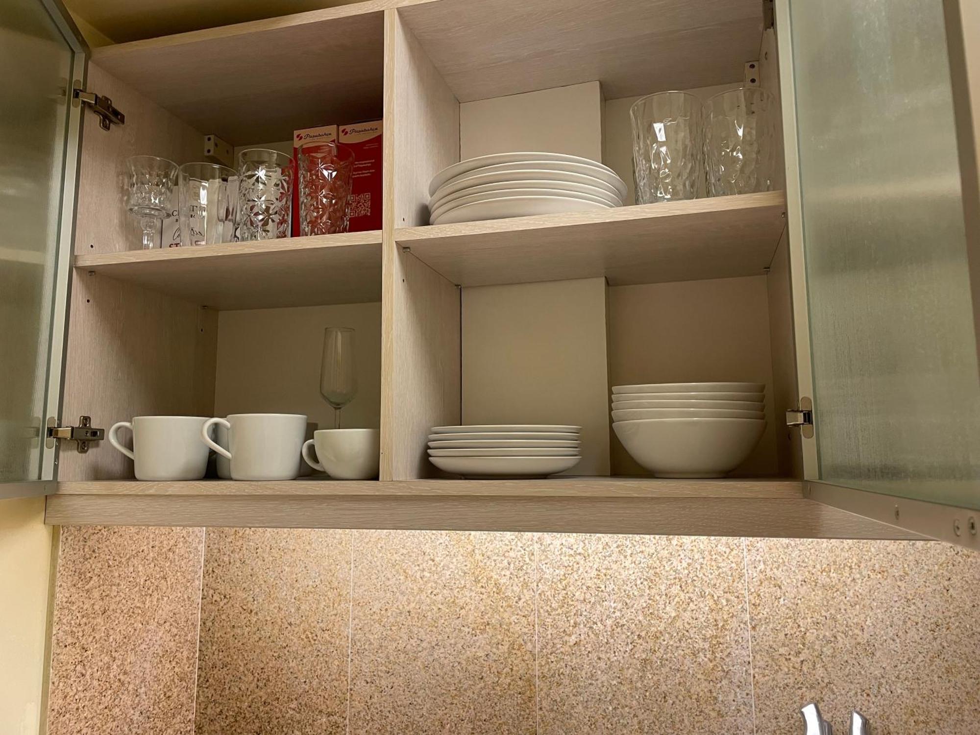 75m2 Stylish Comfort Cafe Next Door In Quiet Appartement *